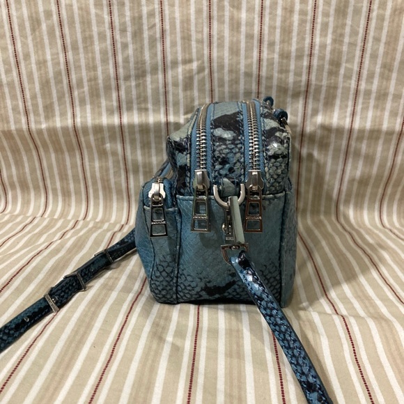 Zadig & Voltaire Boxy XL Wild Leather Shoulder Bag - Picture 5 of 16